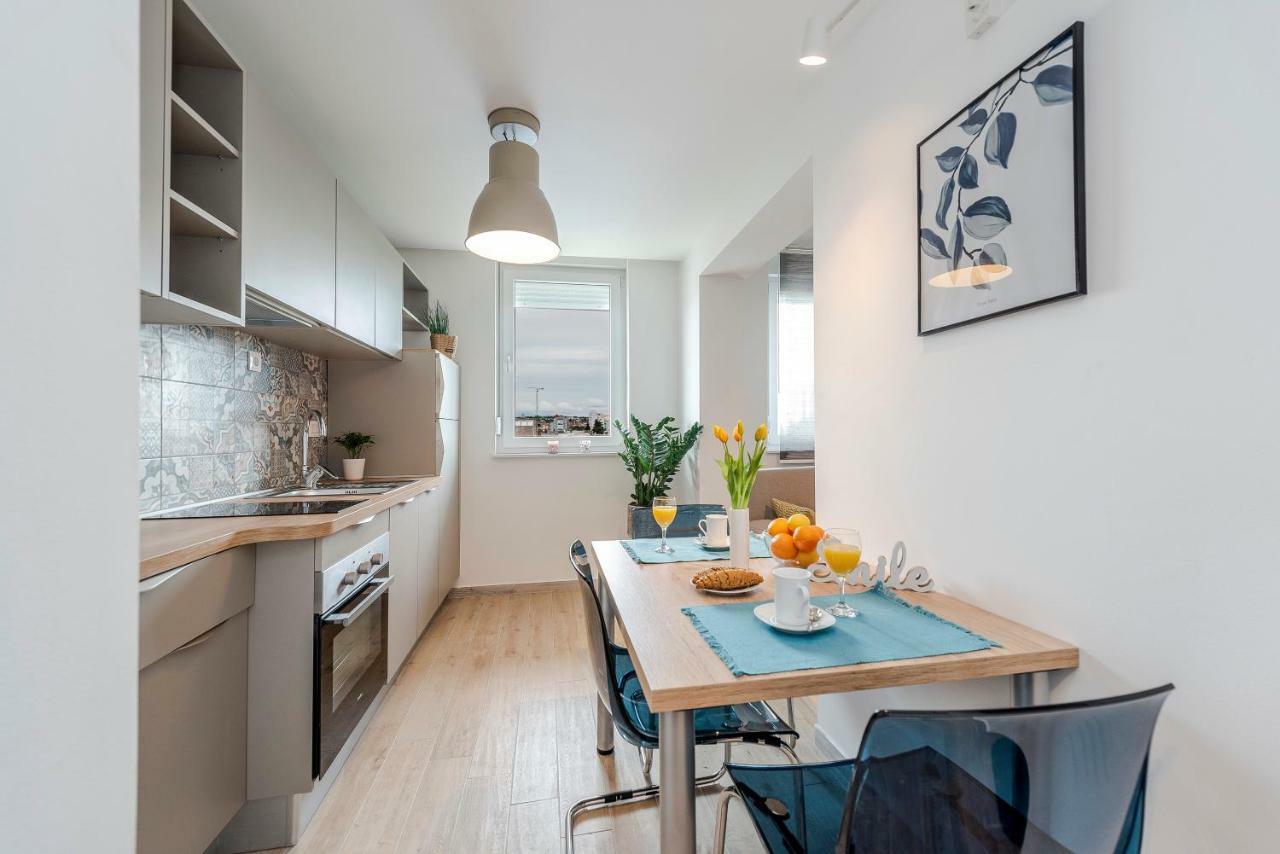 Seven Apartman Lägenhet Zadar Exteriör bild
