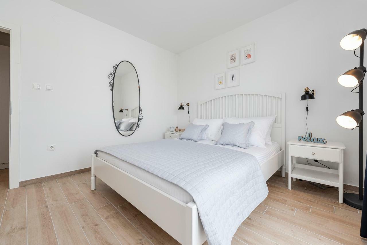 Seven Apartman Lägenhet Zadar Exteriör bild